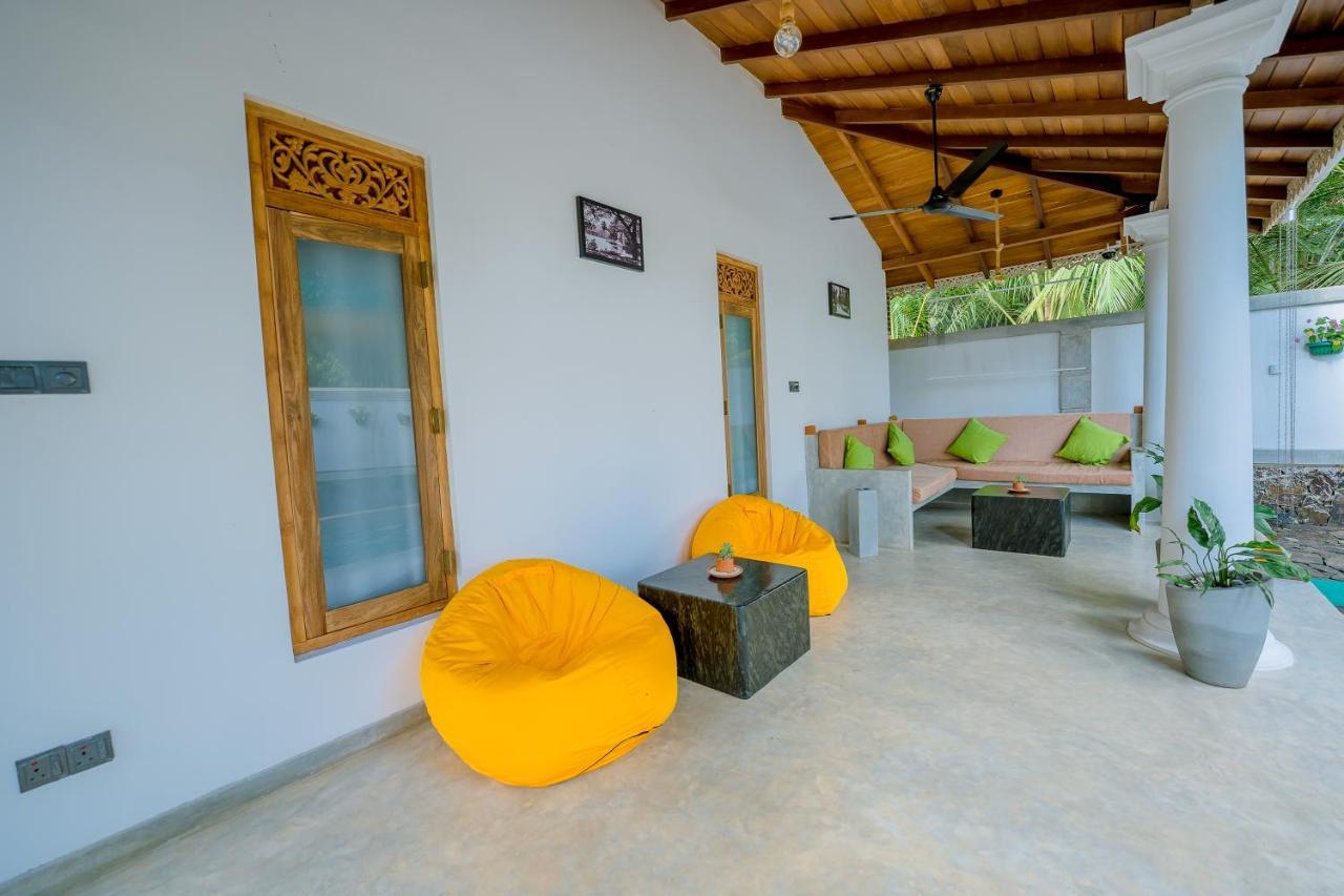 Sixth Sense Hostel Unawatuna Bagian luar foto
